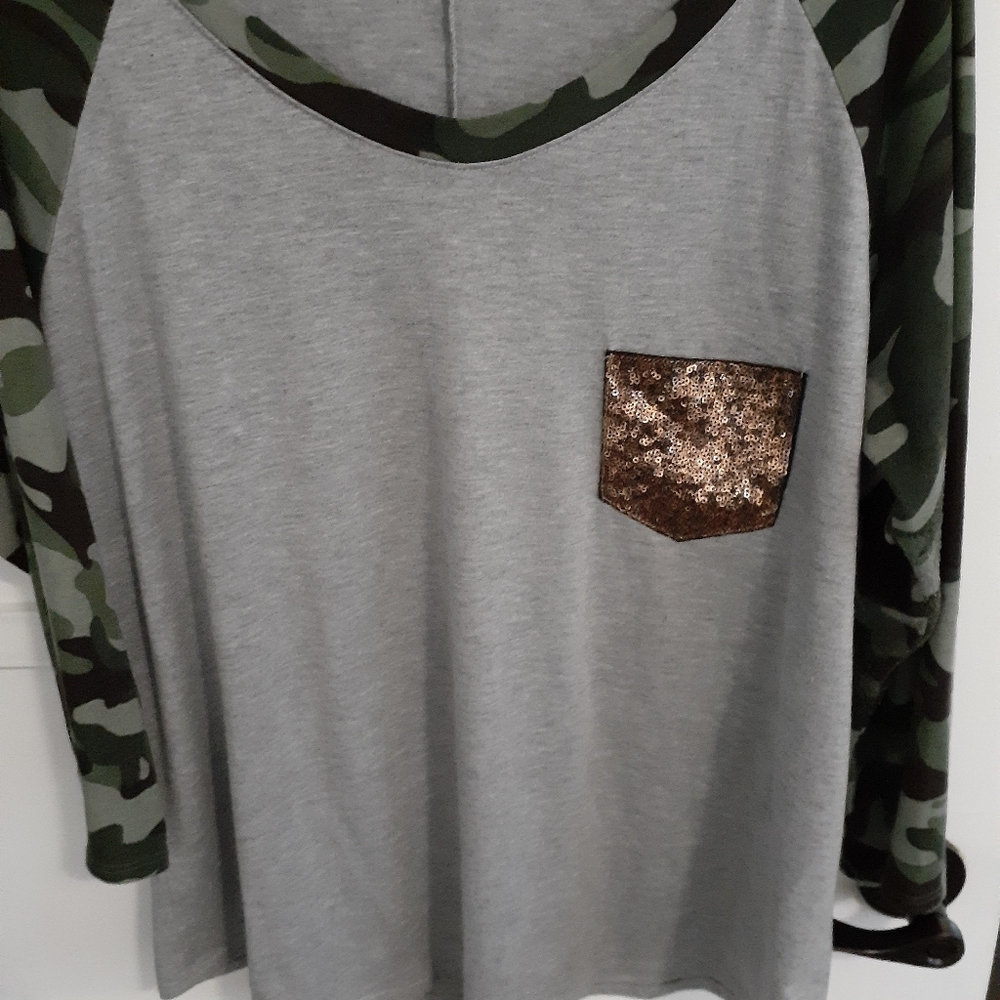 Camo & bling
